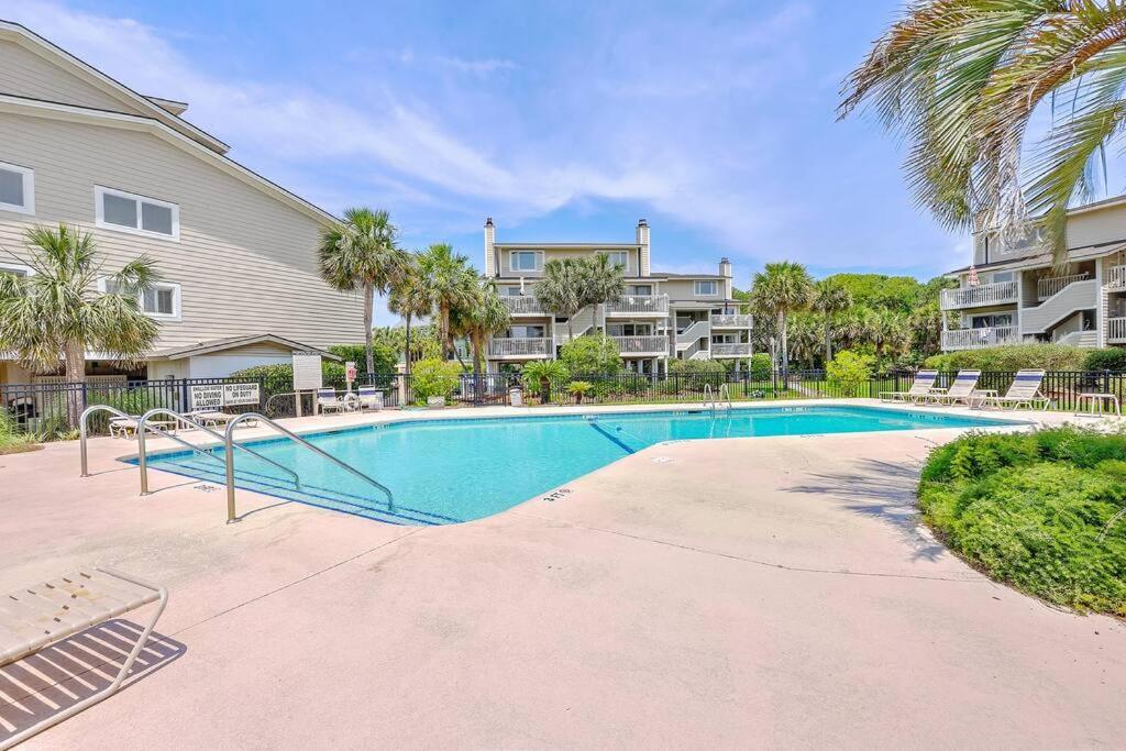 New Listing! Seagrove Villa 3A - Luxurious Ocean View! Айл-оф-Палмс Екстер'єр фото